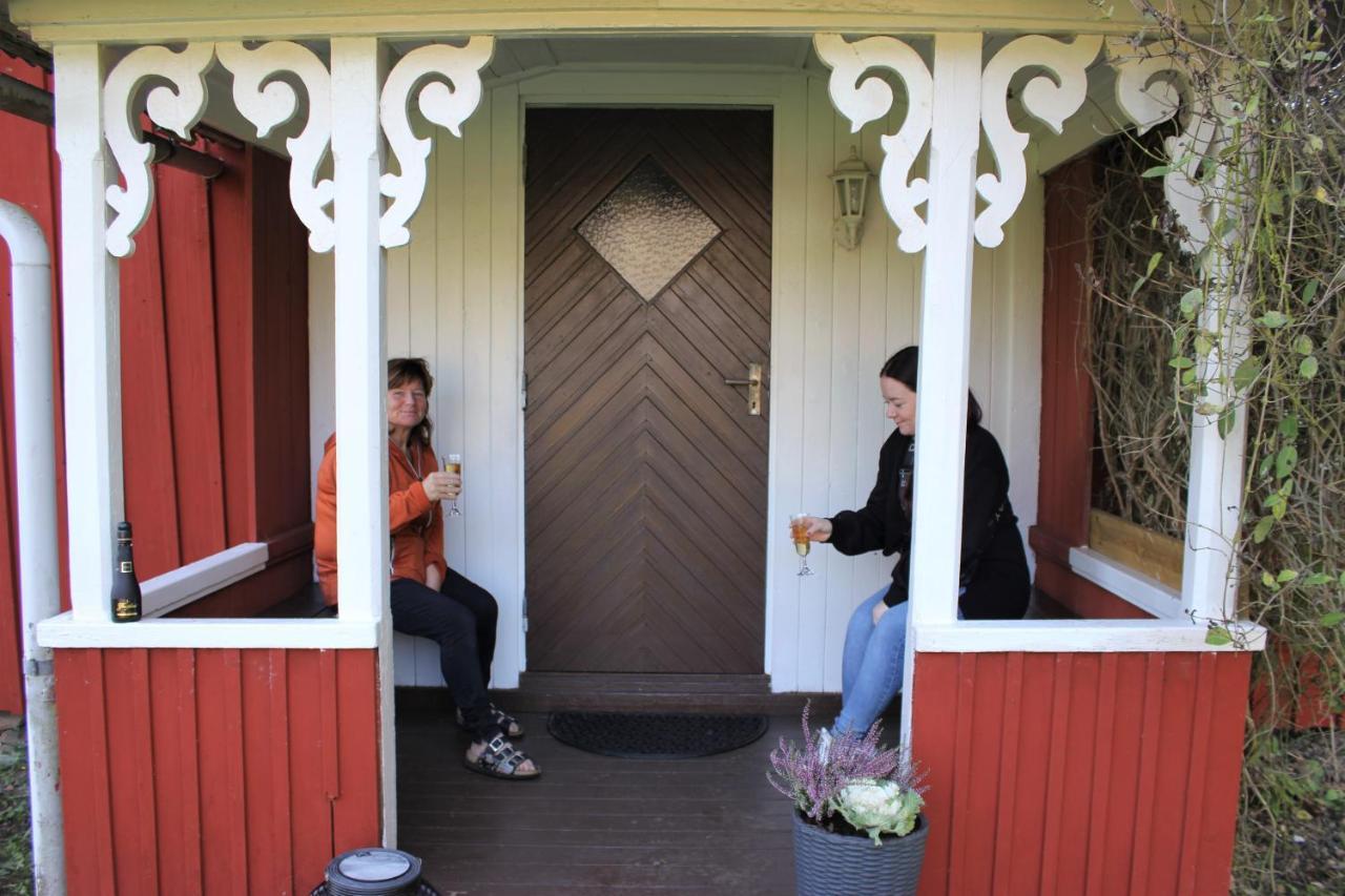 Charmig Hallandslaenga Naera Ullared Eksteriør bilde